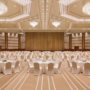 قاعة مؤتمرات الدفنة فندق شيراتون الدوحة