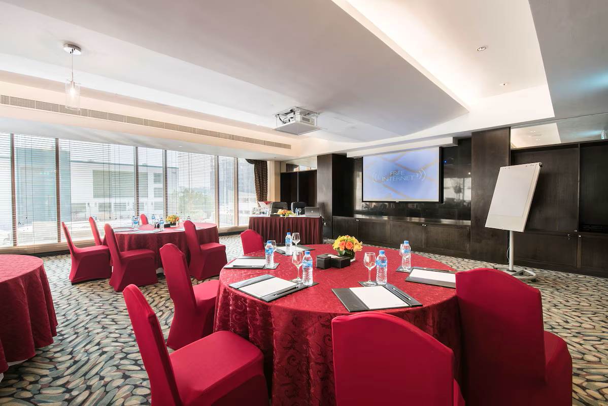 قاعة جوبيتر فندق راديسون بلو الدوحة