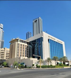 قاعة كريستال للمناسبات فندق سانت ريجيس