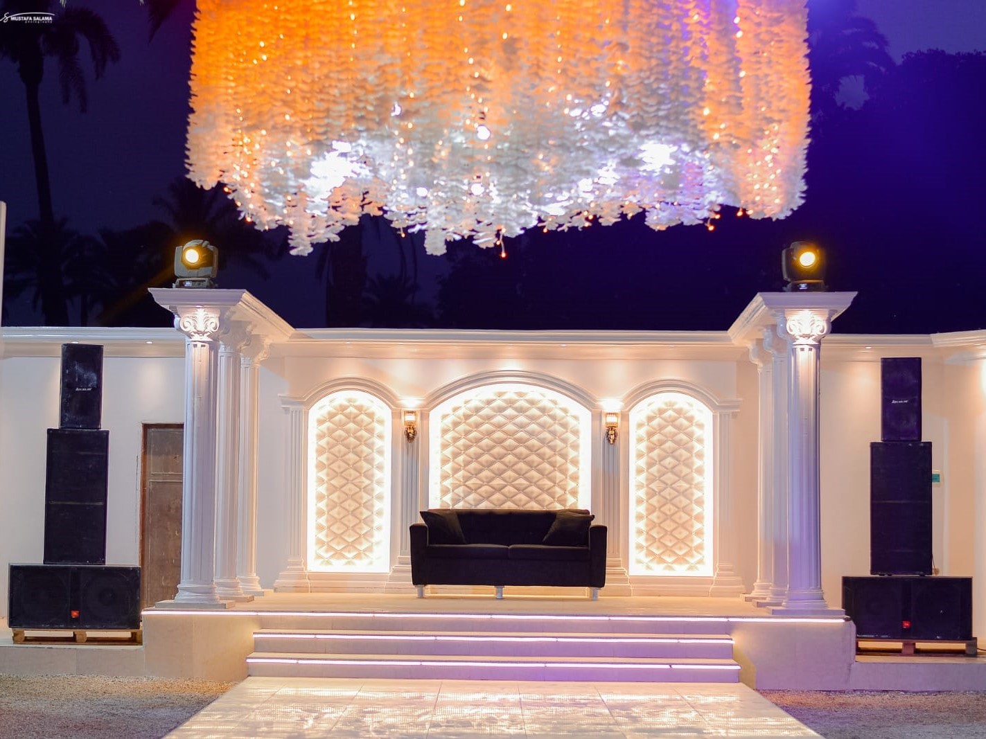 قاعة حكايتي