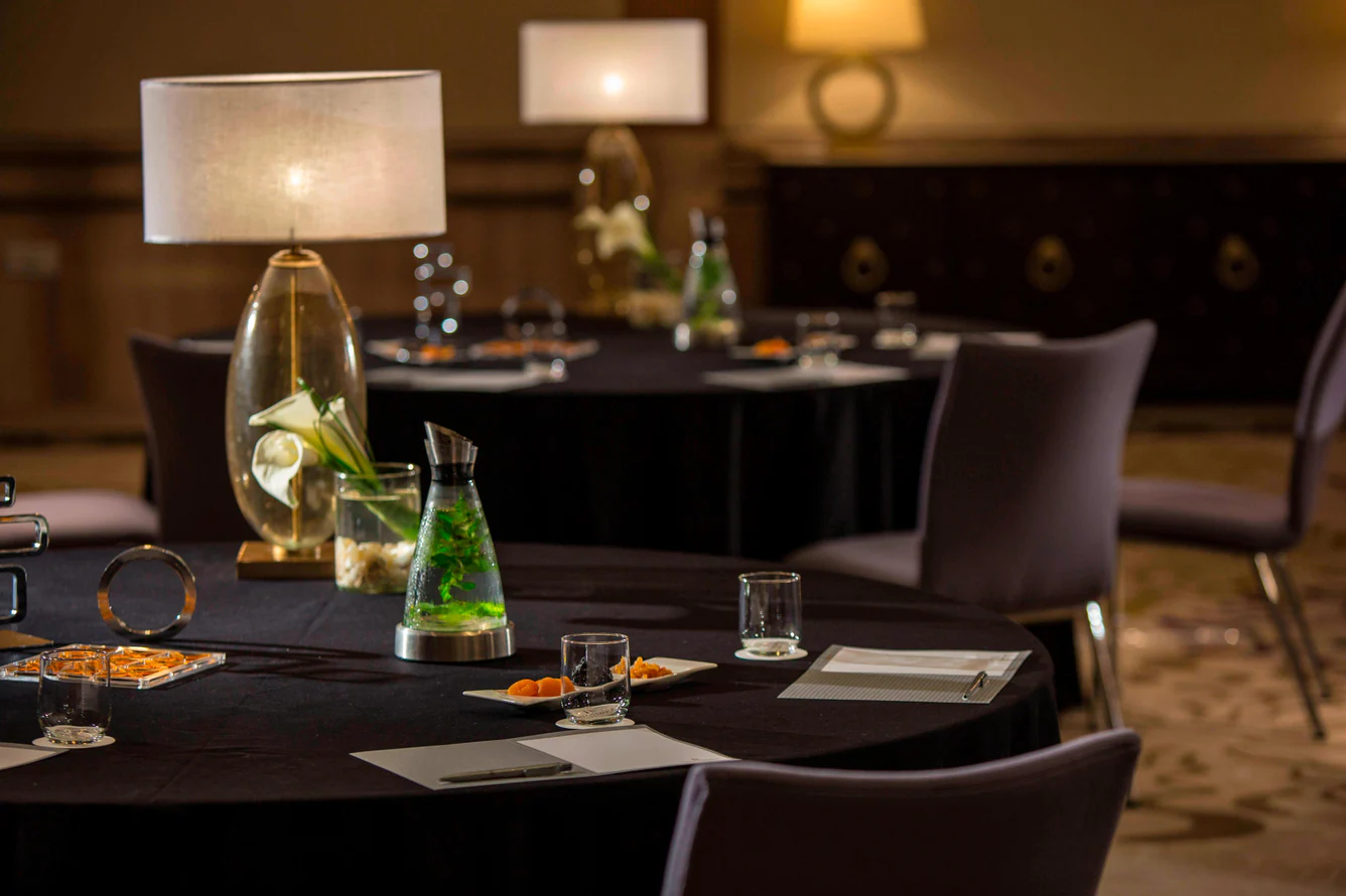 قاعة الأجتماعات البارون 1 فندق رينيسانس كايرو ميراج سيتي