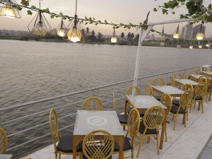 يخت جاردينيا - 21