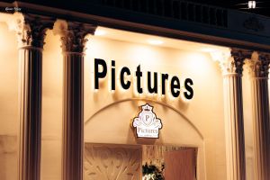 Pictures Hall