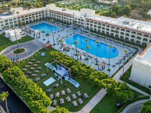 قاعة فندق هلنان أنطونيادس بالاس