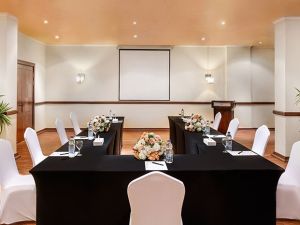 قاعة روبي فندق توليب الإسكندرية