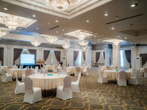 قاعة المؤتمرات فندق صن رايز أليكس أفينيو بيتش