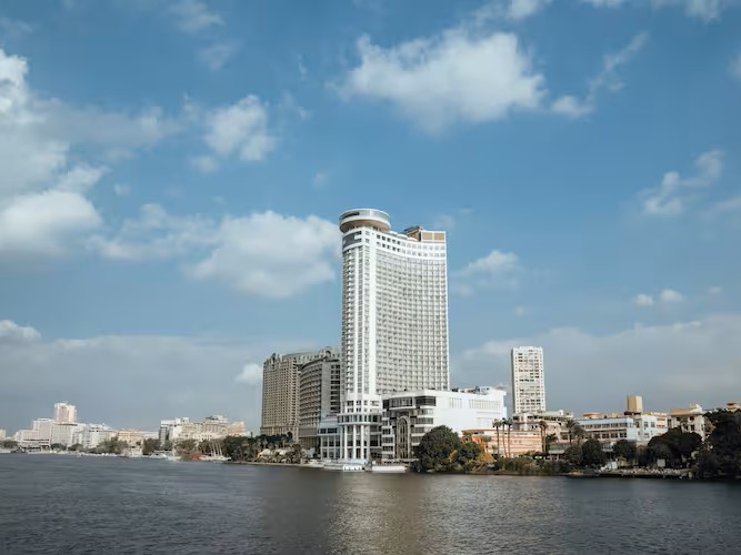 قاعة المؤتمرات فندق جراند نايل تاور القاهرة