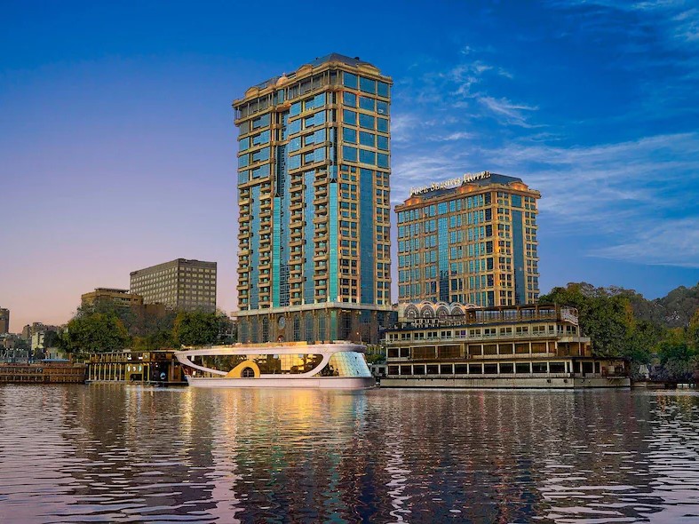 قاعة المؤتمرات فندق فورسيزونز ذا فيرست ريزيدنس