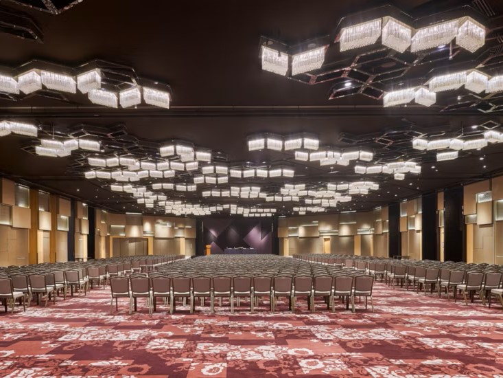 قاعة كليوباترا فندق سميراميس القاهرة