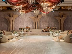 قاعة فندق راديسون بلو المنهل - 5