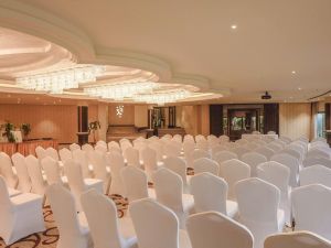 قاعات المؤتمرات فندق كراون بلازا قصر الرياض - 3