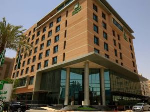 قاعة فرحتي فندق هوليداي إن العليا الرياض