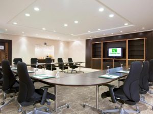 قاعة الاجتماعات فندق هوليداي إن ازدهار - 5