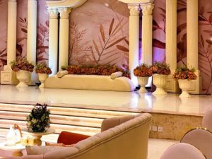 Salle de réception Al Makhmaliah Riyad