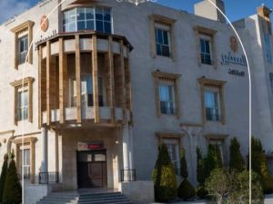 قاعة السفير