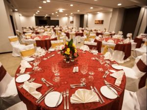 قاعة سلوى فندق هوليدي ان السيب - 5