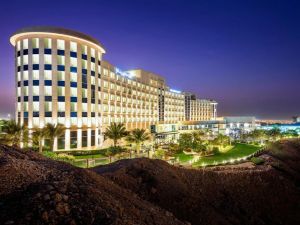 قاعة المندلون فندق كراون بلازا مسقط