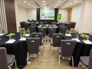 قاعة اجتماعات فندق هوليدي ان السيب - 4