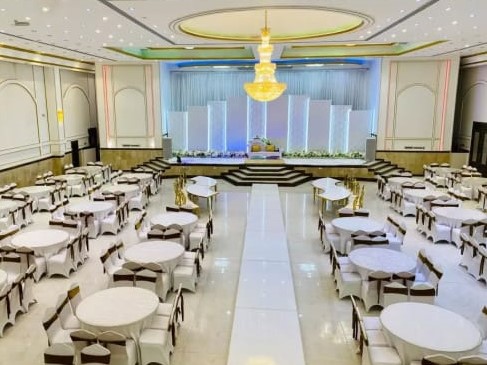 القاعة الملكية للأفراح