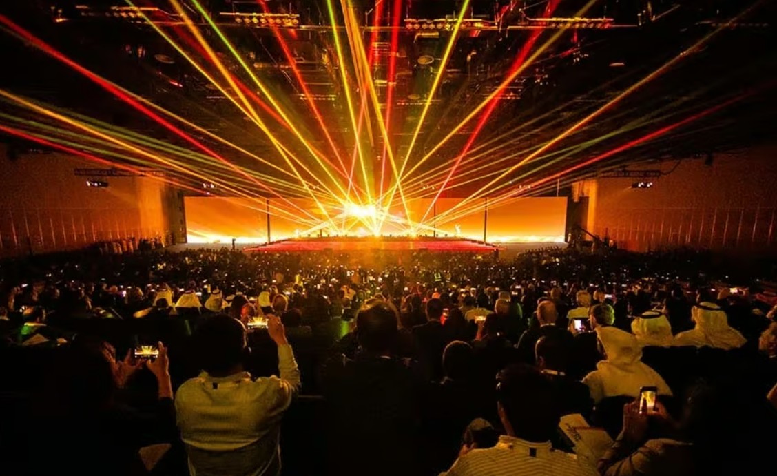 قاعة Conference B فندق ألوفت أبوظبي