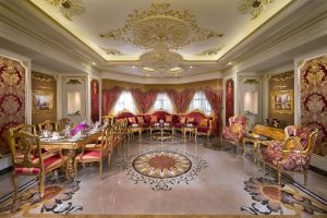 Salle Al Dhafra – Hôtel Royal Rose Abu Dhabi