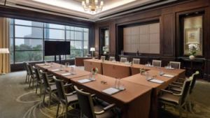 Salle de Réunion Al Maqam – The St. Regis Abu Dhabi