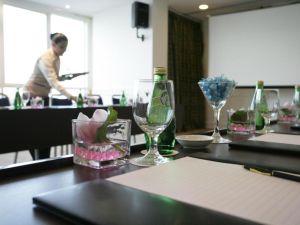 قاعات الاجتماعات فندق رامادا ويندهام بيتش عجمان - 3