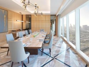 قاعات الاجتماعات فندق سوفيتل ذا أوبليسك وافي دبي