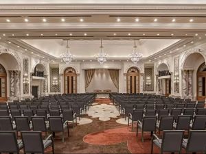 قاعة المؤتمرات فندق الحبتور بالاس دبي