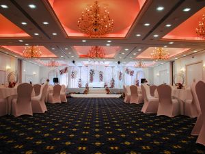 قاعة الدانة فندق هوليداي انترناشيونال الشارقة - 2