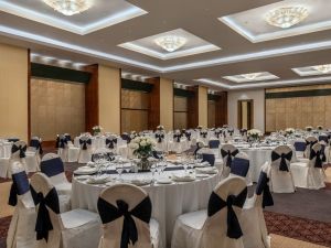 قاعة رقص هاجر منتجع لو ميريديان شاطئ العقّة - 3