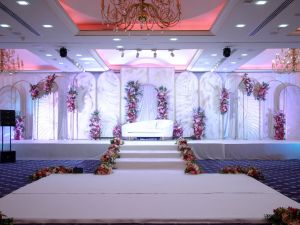 قاعة الدانة فندق هوليداي انترناشيونال الشارقة - 4