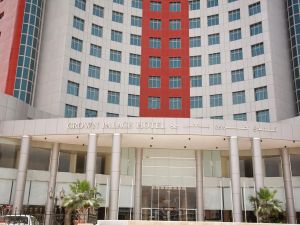 قاعة المؤتمرات فندق كراون بالاس عجمان