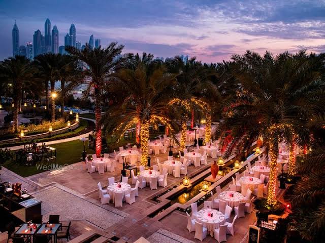 Sea View Garden فندق فيرمونت النخلة دبي