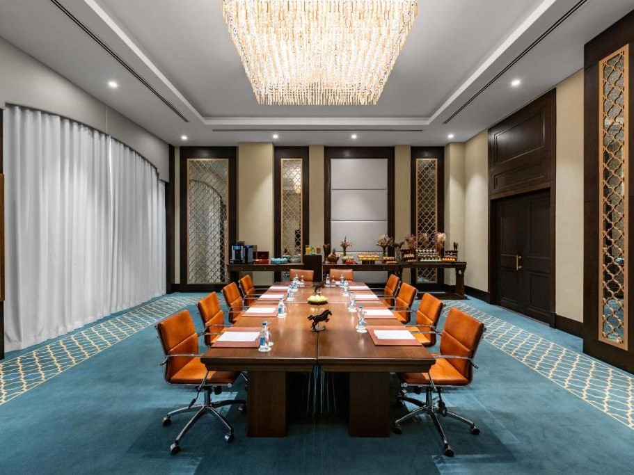 قاعات الاجتماعات الحبتور بولو ريزورت دبي