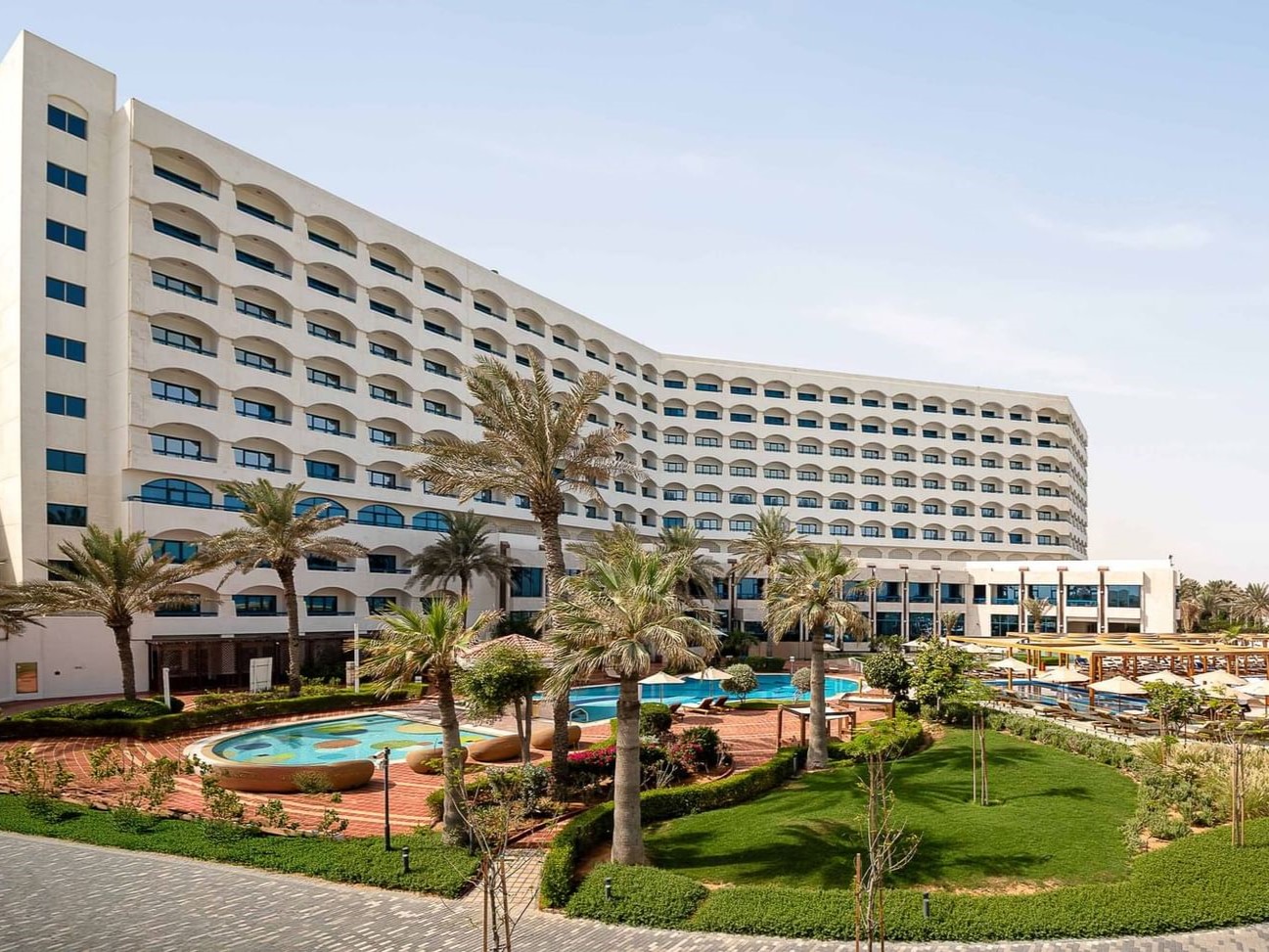 قاعة الزوراء فندق عجمان بيتش