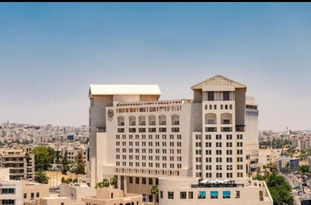 قاعة جميلات للاجتماعات فندق شيراتون عمان