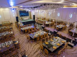 قاعات الليالي للأفراح