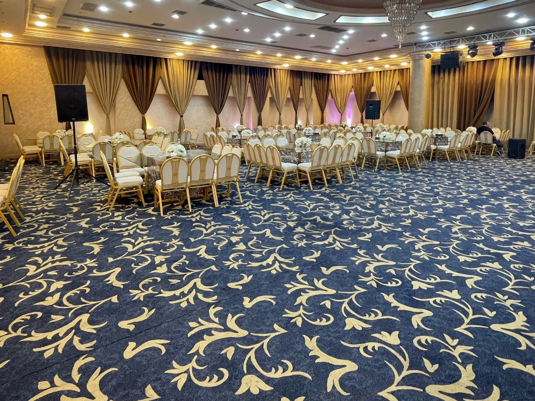 قاعات أبو خروب للاحتفالات