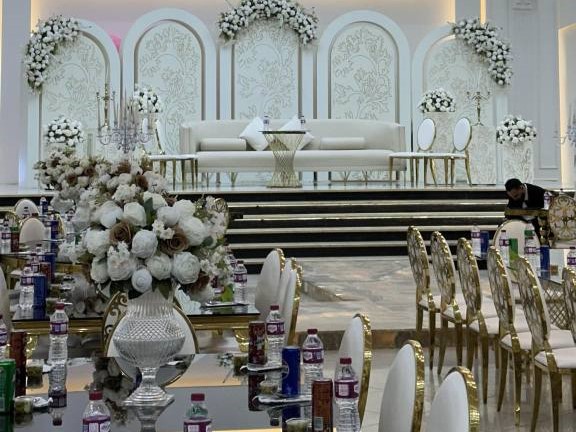 قاعة فور سيزون الزاوية